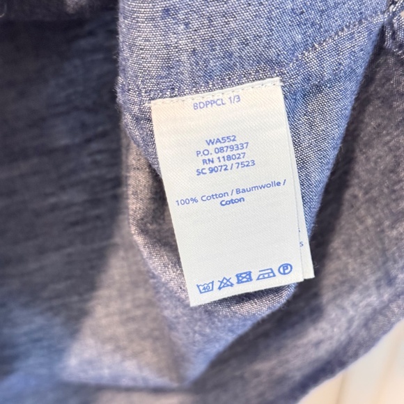 Woman's, Button Up Back, Blue Top, Size 16 - Picture 11 of 11